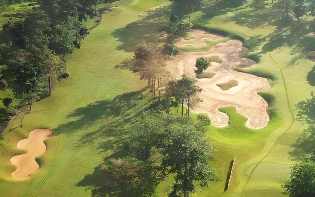 Taman Dayu Golf Club And Resort Prigen Zewnętrze zdjęcie